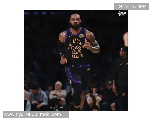 詹姆斯谈下半场表现强调不必过于关注关键时刻的不败记录