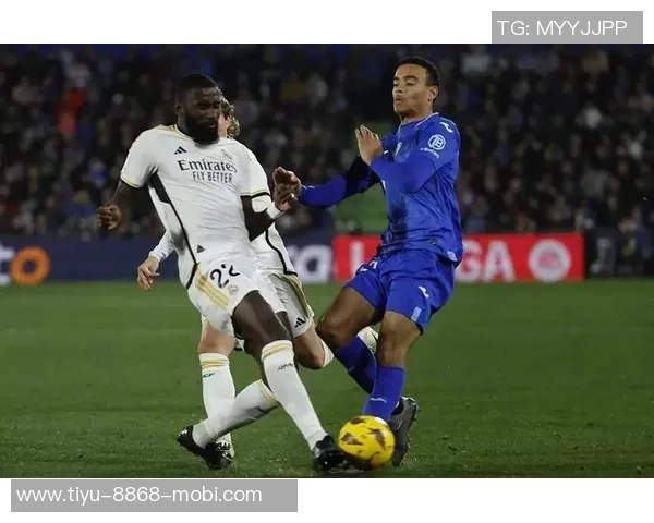 马卡报道吕迪格复出时间推迟至十一月底球队将耐心等待他恢复状态